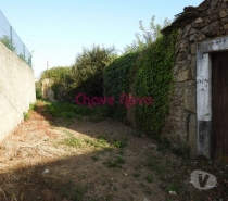 Apartamentos a venda Vila Nova de Gaia - Fotos para Vila-nova-de-gaia-Moradia 4 Quartos para restauro (SD 01671)